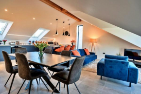 Finest Retreats - Scilla